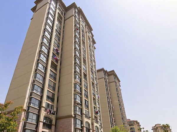 宿州上河城小區(qū)定制鋁合金百葉窗、陽(yáng)臺(tái)護(hù)欄案例