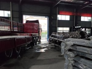 金用護欄2020年7月18日鋅鋼陽臺護欄產品裝車發貨! 金用護欄2020年7月18日鋅鋼陽臺護欄產品裝車發貨!