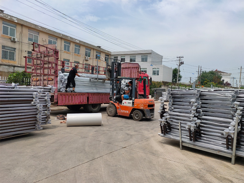 金用護欄2020年7月22日鋅鋼陽臺護欄發(fā)貨! 金用護欄2020年7月22日鋅鋼陽臺護欄發(fā)貨!