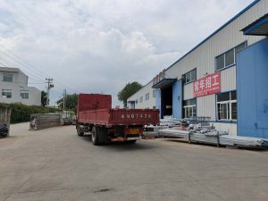 金用護欄2020年8月6日鋅鋼樓梯扶手裝車發貨! 金用護欄2020年8月6日鋅鋼樓梯扶手裝車發貨!