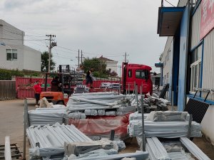 金用護欄2020年8月7日鋅鋼陽臺護欄裝車發貨! 金用護欄2020年8月7日鋅鋼陽臺護欄裝車發貨!