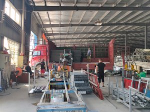 金用護(hù)欄2020年8月18日鋅鋼窗戶護(hù)欄裝車發(fā)貨! 金用護(hù)欄2020年8月18日鋅鋼窗戶護(hù)欄裝車發(fā)貨!