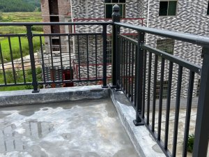 陽臺護(hù)欄廠家哪家口碑好? 陽臺護(hù)欄廠家哪家口碑好?