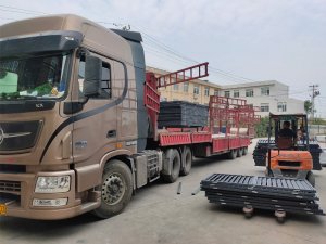 金用護欄2020年9月25日鋅鋼百葉窗發貨! 金用護欄2020年9月25日鋅鋼百葉窗發貨!