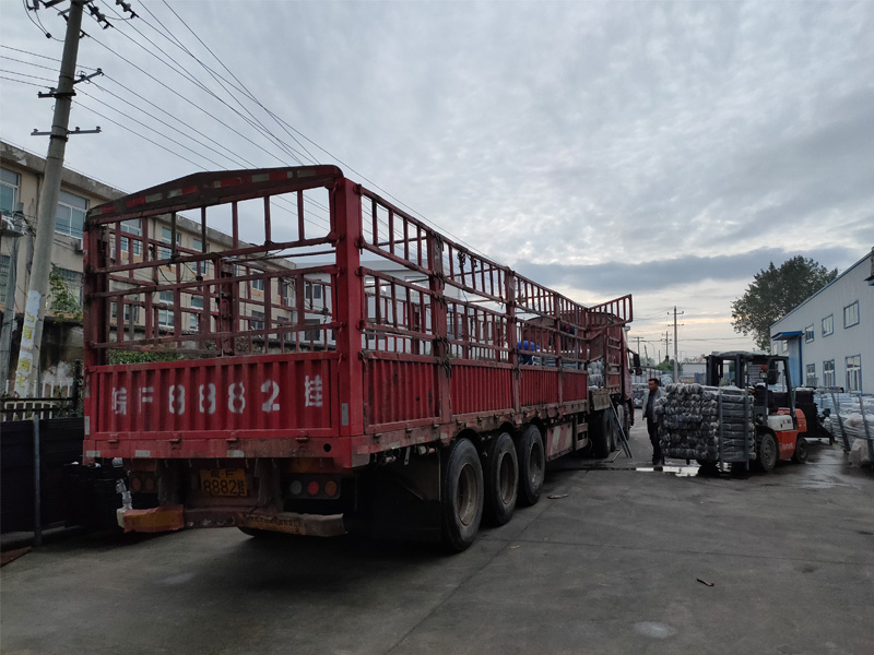 金用護(hù)欄2020年10月16日鋅鋼陽臺護(hù)欄發(fā)貨! 金用護(hù)欄2020年10月16日鋅鋼陽臺護(hù)欄發(fā)貨!