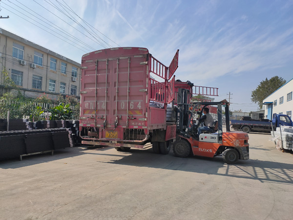 金用護(hù)欄2020年10月19日鋅鋼陽臺(tái)欄桿發(fā)貨！