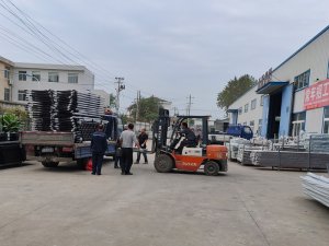 金用護欄2020年10月21日鋅鋼陽臺欄桿發貨! 金用護欄2020年10月21日鋅鋼陽臺欄桿發貨!