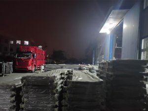 金用護欄2020年10月27日鋅鋼百葉窗發貨! 金用護欄2020年10月27日鋅鋼百葉窗發貨!