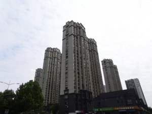 合肥春暉園小區(qū)陽臺護欄、樓梯扶手定制 合肥春暉園小區(qū)陽臺護欄、樓梯扶手定制