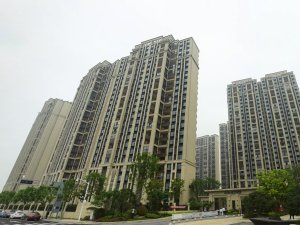 蘇州越湖家天下小區(qū)百葉窗、樓梯扶手定制