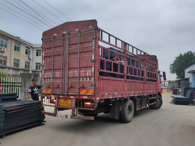 金用護欄2021年5月12日鋅鋼空調護欄發貨！