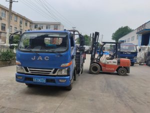 金用護欄2021年5月18日鋅鋼陽臺護欄發貨! 金用護欄2021年5月18日鋅鋼陽臺護欄發貨!