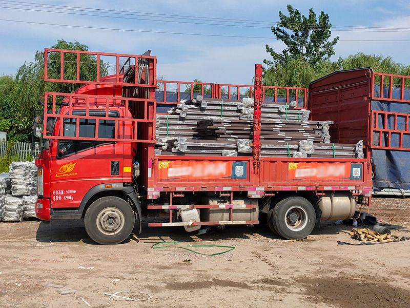 金用護欄2021年7月9日鋅鋼陽臺護欄發(fā)貨！