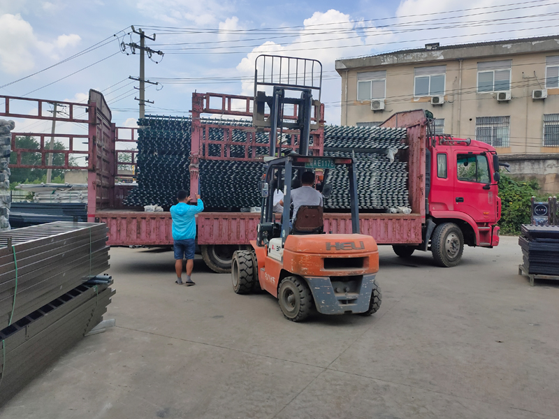 金用護(hù)欄2021年7月23日鋅鋼百葉窗發(fā)貨! 金用護(hù)欄2021年7月23日鋅鋼百葉窗發(fā)貨!