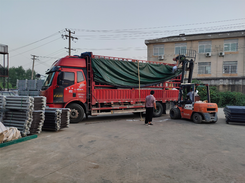 金用護(hù)欄2021年7月30日鋅鋼陽臺(tái)護(hù)欄發(fā)貨! 金用護(hù)欄2021年7月30日鋅鋼陽臺(tái)護(hù)欄發(fā)貨!