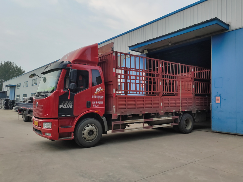 金用護欄2021年9月1日鋅鋼百葉窗發貨！