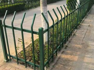 綠化護欄廠家怎么選擇？