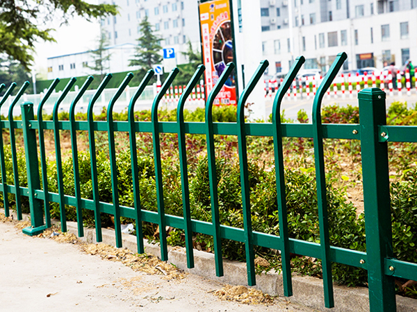 綠化護(hù)欄可以使用多少年？
