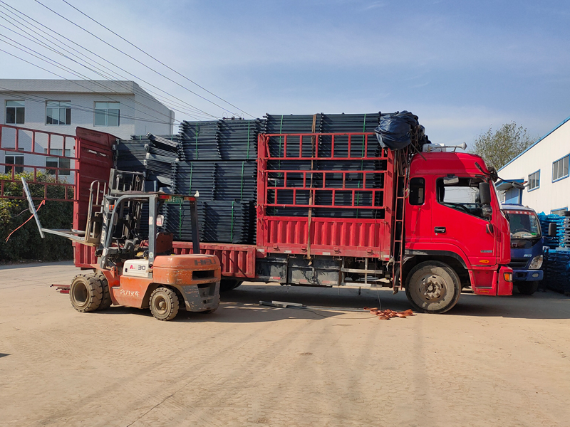 金用護欄2021年11月16日鋅鋼空調護欄發貨！