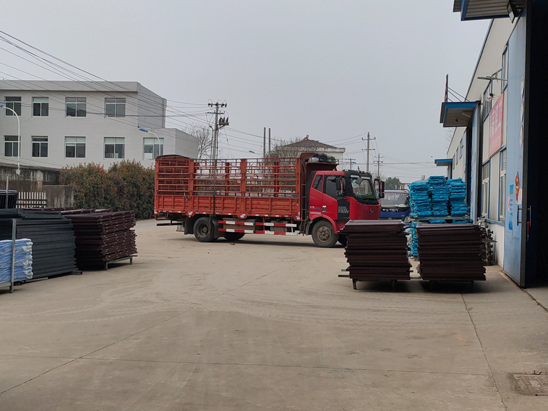 金用護(hù)欄2022年3月12日鋅鋼飄窗欄桿裝車發(fā)貨! 金用護(hù)欄2022年3月12日鋅鋼飄窗欄桿裝車發(fā)貨!