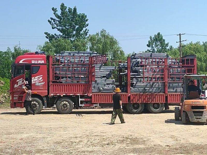 金用護欄2023年5月10日鋅鋼陽臺護欄裝車發貨! 金用護欄2023年5月10日鋅鋼陽臺護欄裝車發貨!