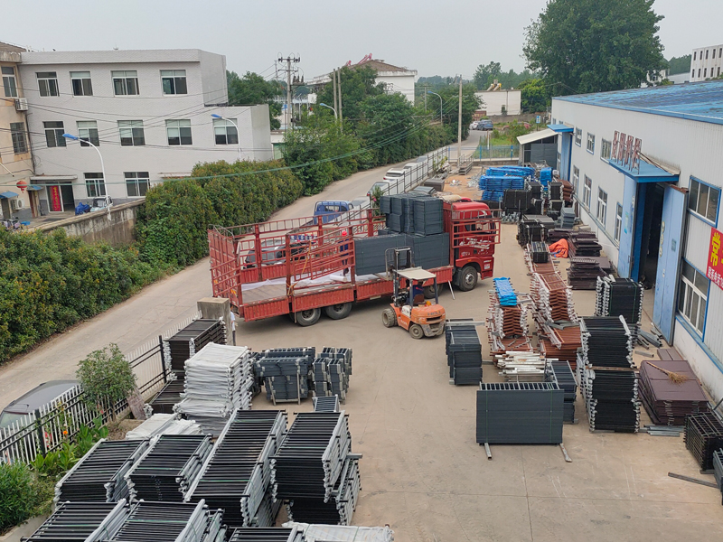 2023年6月17日鋅鋼飄窗欄桿裝車發貨! 2023年6月17日鋅鋼飄窗欄桿裝車發貨!