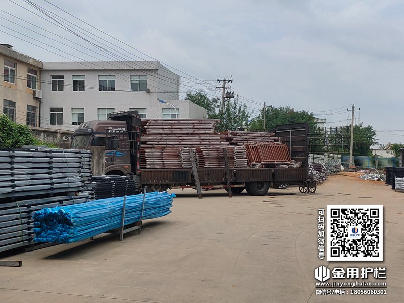 2023年8月31日鋅鋼陽臺護欄裝車發貨! 2023年8月31日鋅鋼陽臺護欄裝車發貨!