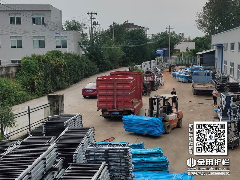 2023年9月13日鋅鋼飄窗護(hù)欄裝車發(fā)貨! 2023年9月13日鋅鋼飄窗護(hù)欄裝車發(fā)貨!