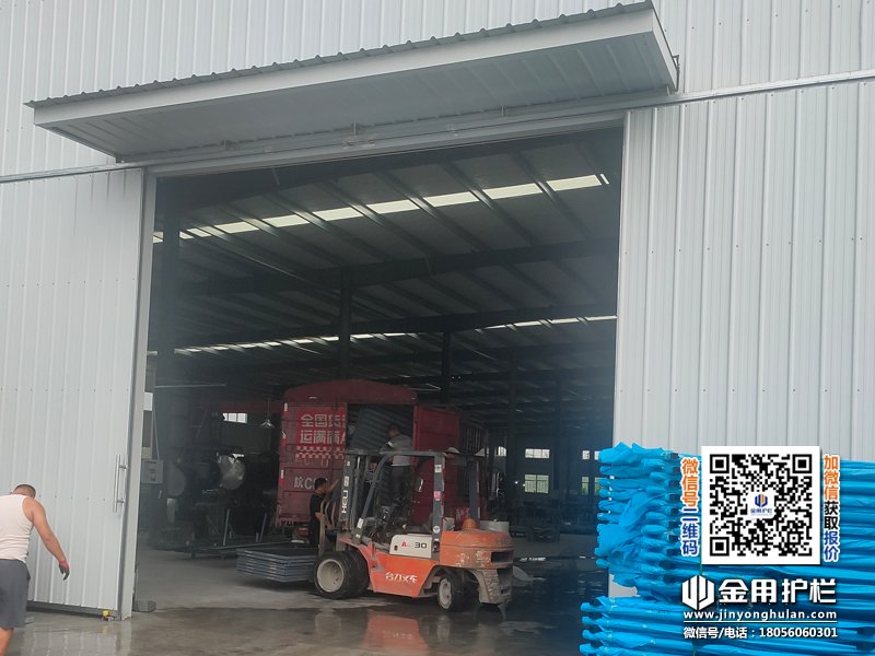 2025年8月1日鋁合金百葉窗裝車發(fā)貨! 2025年8月1日鋁合金百葉窗裝車發(fā)貨!